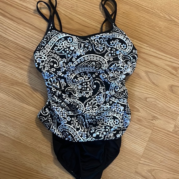 Miraclesuit Swim Miraclesuit Bathing Suit Size Poshmark